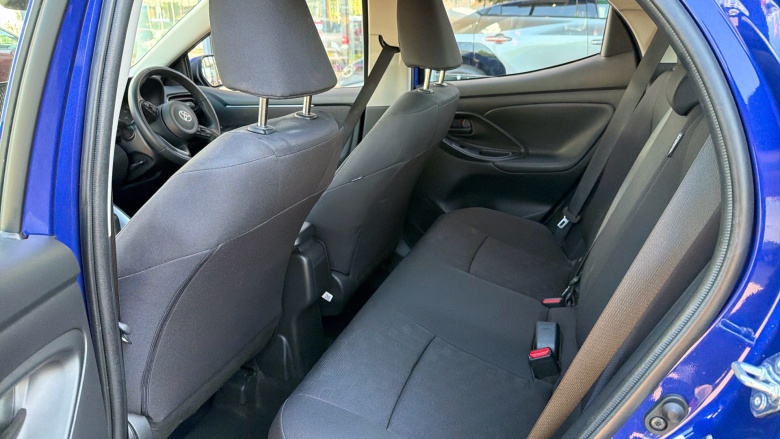 Toyota Yaris 1.5 Hybrid Icon 5dr CVT Hybrid Hatchback